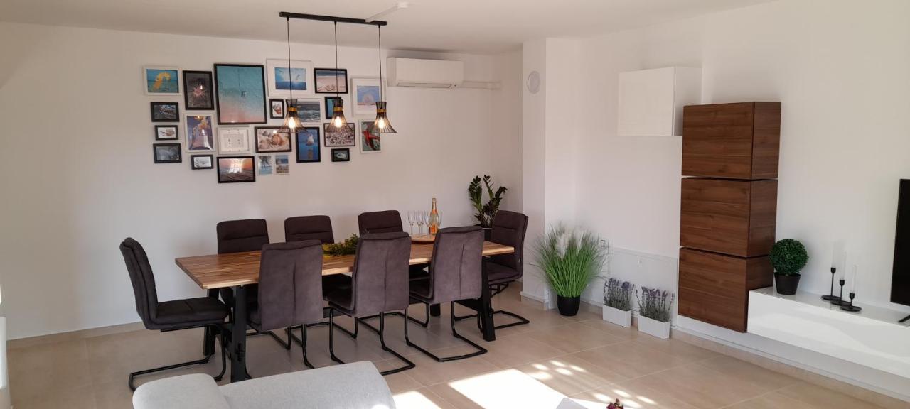 Holiday House Emjalemi Πούλα Εξωτερικό φωτογραφία