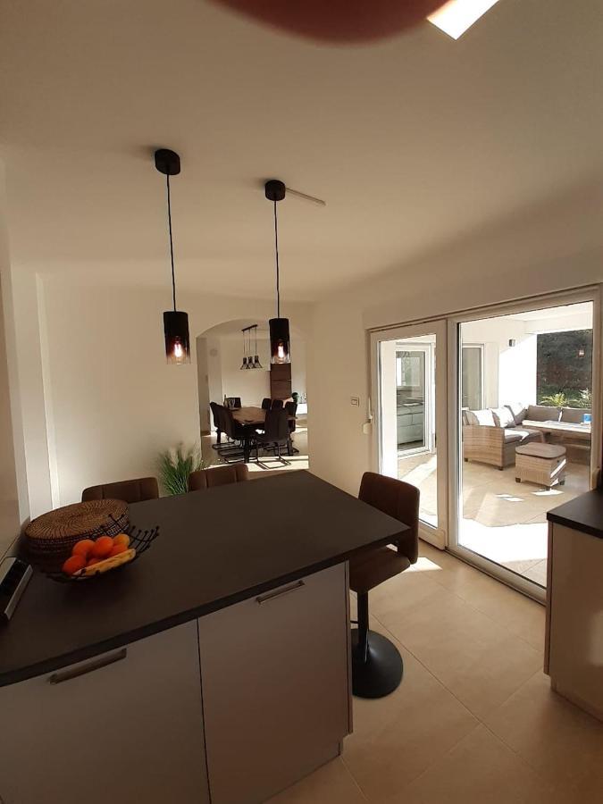 Holiday House Emjalemi Πούλα Εξωτερικό φωτογραφία