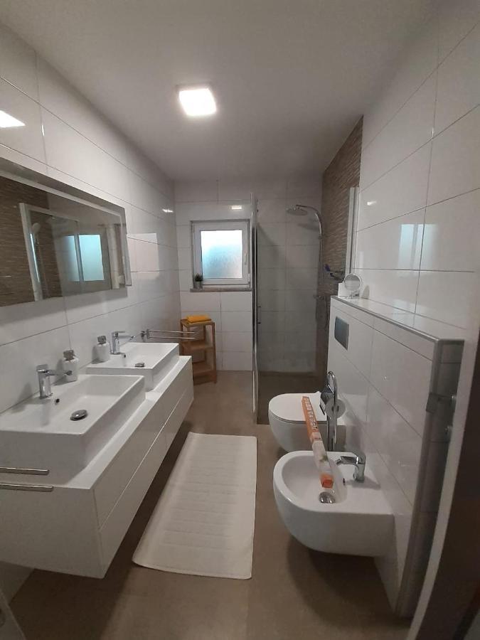Holiday House Emjalemi Πούλα Εξωτερικό φωτογραφία