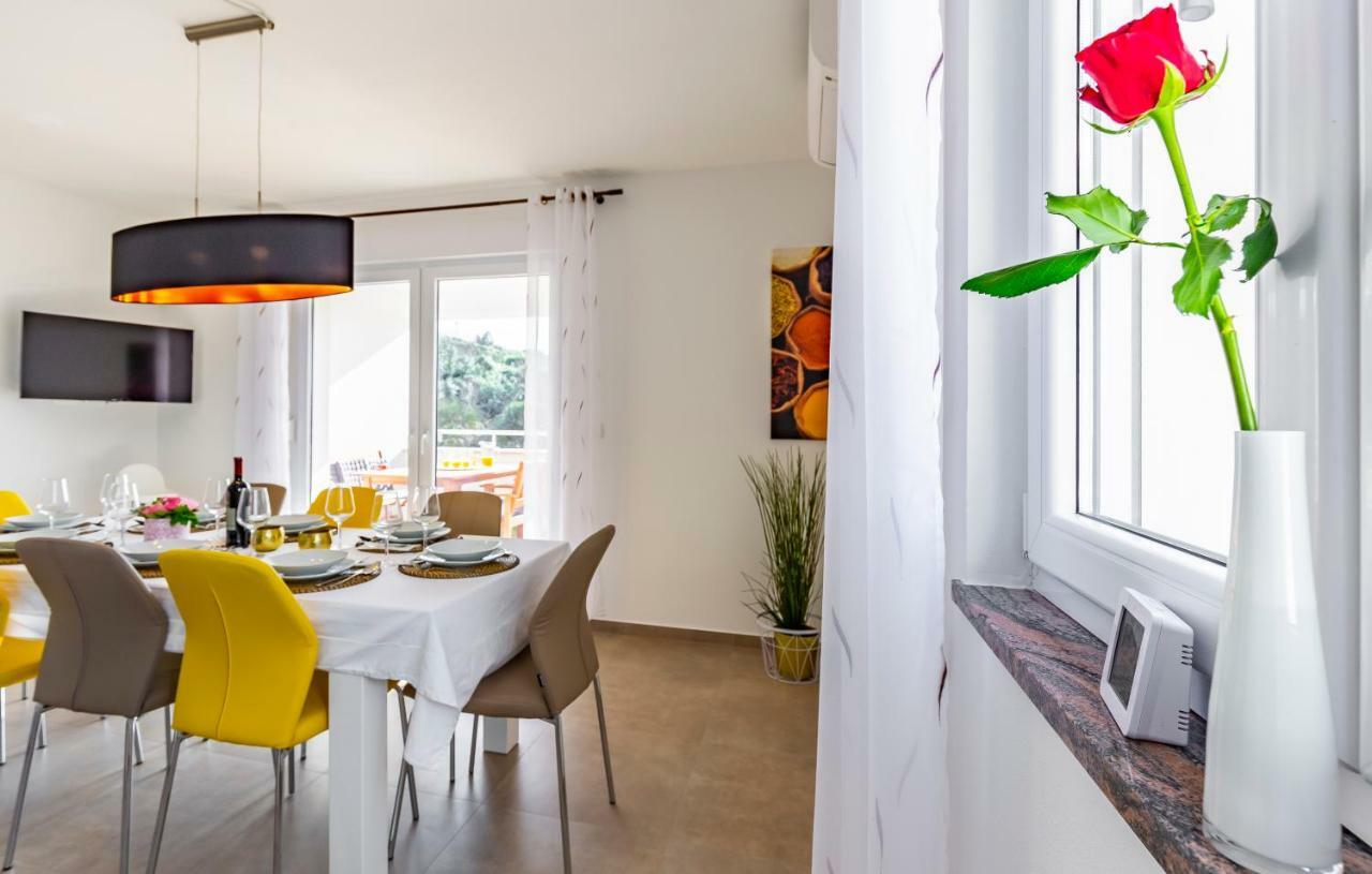 Holiday House Emjalemi Πούλα Εξωτερικό φωτογραφία