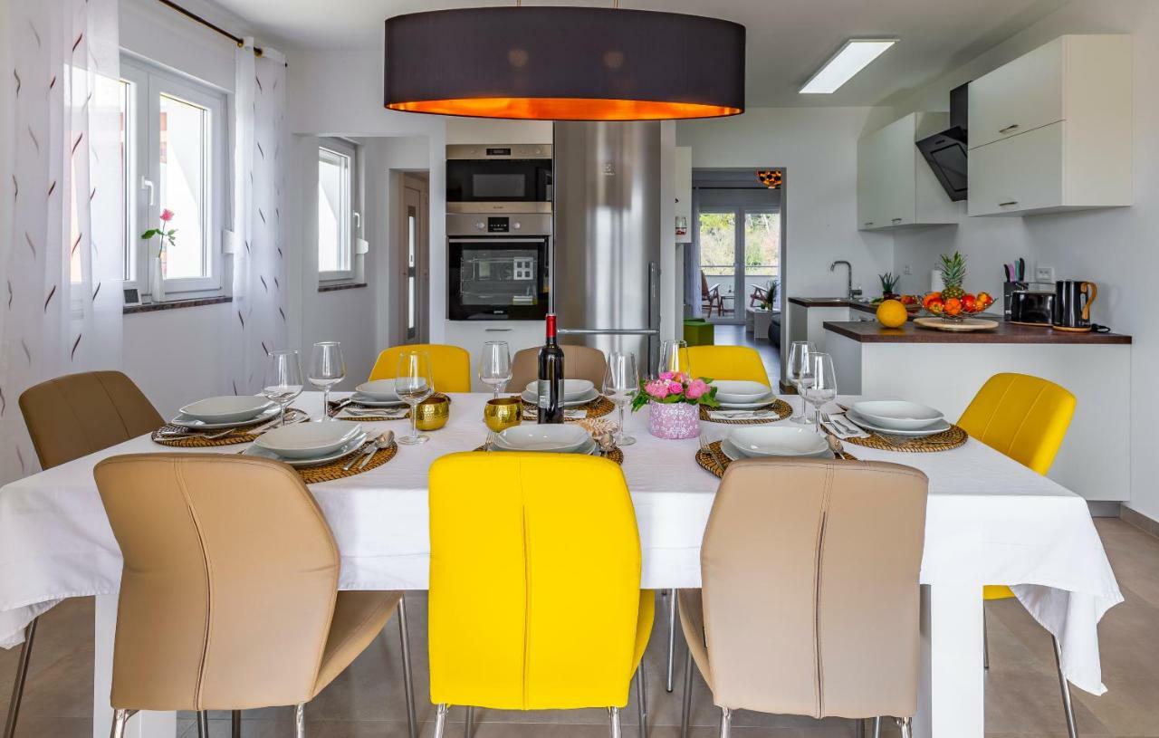 Holiday House Emjalemi Πούλα Εξωτερικό φωτογραφία