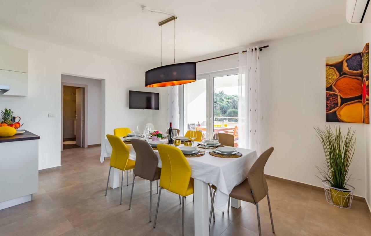 Holiday House Emjalemi Πούλα Εξωτερικό φωτογραφία