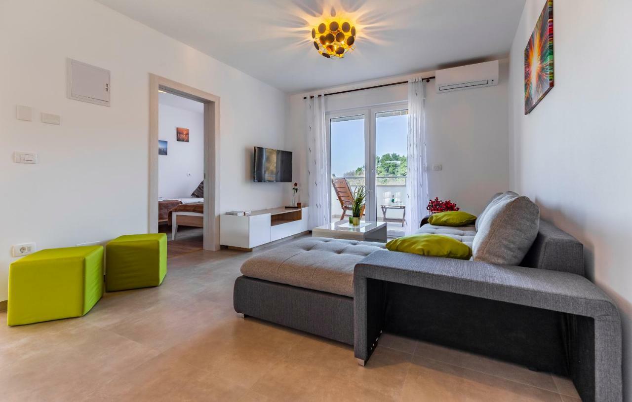 Holiday House Emjalemi Πούλα Εξωτερικό φωτογραφία